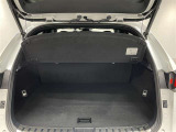広々としたラゲージスペースを備えています。大きなものや長さのある荷物もしっかりと積み込めます。