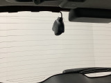 後方にもドライブレコーダーのカメラが付いています。前後両方でお車の周りを監視・記録いたします。