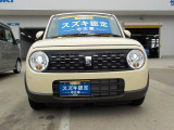 コンパクトながら圧迫感の無い車内となっております。