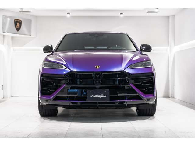 ランボルギーニ ウルス SE 4WD の中古車詳細 (1,000km, パープル, 東京