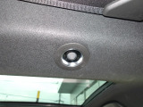 静電タッチ式LEDルームランプ。ランプ周辺に触れるだけで簡単に点灯が可能です。