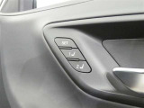 シートポジションメモリー機能は、運転席のシート位置を記憶させておけばメモリー機能であなたのシート位置に電動で戻してくれる便利な機能です。