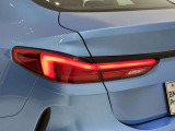 BMW伝統のL字型テールライト