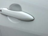 運転席ドアハンドル周辺の写真です。
