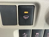運転席から操作しやすい各種スイッチ