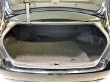 後席を格納すると、これだけの広さが!シーンに合わせたシートアレンジで、大きな荷物も積むことが出来ます♪