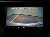 バックカメラ搭載です!車庫入れが苦手な人はもちろん、車両感覚に自信がある人にもお勧めです!見えない箇所が見えるようになるので、低い障害物や隠れてしまっている子供の存在等にも気付く事が出来ます。