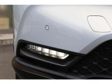 明るさとスタイルを強化するLEDフォグライトで道路を照らそう!