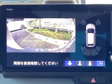 バックモニター付きで、車庫入れやバック時の後方確認をしっかりサポート。モニターに映し出される映像で死角も確認しやすく、狭い場所での駐車や後退時の操作をより安心して行えます。