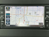 日産純正メモリーナビ付きで、遠くのお出かけの心強い味方です♪Bluetooth,CD,DVD装備で色々な音楽ソースが楽しめ直感的に操作できるタッチパネル♪