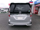 【Nissan Intelligent Choice】「1年間走行無制限保証」全国2300カ所の日産サービス工場で保証修理が受けられる。
