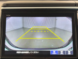 リアカメラ付で、後方をナビ画面で確認。車庫入れも安心です。もちろん、バックギアと連動しています。