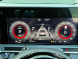 スポーティーなメーター回り、センターディスプレイにはお車の様々な情報を表示してくれます。