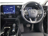 見通しのよいすっきりとした視界で、誰でも運転しやすいです。運転のしやすさは疲れにくさにも繋がりますよ♪