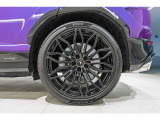 Black calipers