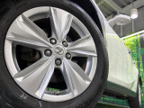 弊社では、全車『修復歴なし』のお車のみ取り扱っております。専任バイヤーによる厳選した仕入れの後、入庫後の車両チェックを行い、ネクステージが認定した高品質な中古車をご提供しております。