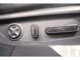 高級装備の代名詞!パワーシート装備!快適装備で運転も楽々です!