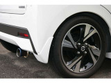 ダウンスタイル(車検対応)とステンレスマスラーの「テンパーカラー(焼け色)」がかっこいい☆