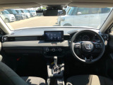 【インパネ全体】手が届きやすく、どなたでも運転しやすいです。シンプルで使いやすい設計になっています!