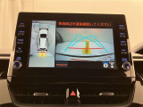 パノラミックビューモニター(全周囲モニター)です☆おクルマを空から見たように表示します。周囲の死角の確認に貢献します
