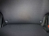 【ISOFIX(アイソフィックス)】お子様がいらっしゃるご家庭は必見!後席にチャイルドシートを直接金具に固定出来るISOFIX規格対応の座席です♪シートベルトのみを使用しての固定よりも安定します!
