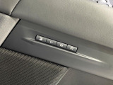 ボタン一つで自分好みの運転位置を一瞬で再現します!シートや鏡の位置を記憶できるので、家族で運転を交代してもすぐにベストな姿勢に戻せます。細かく電動調節でき、長距離ドライブでも疲れず快適です。