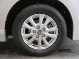R5年式夏タイヤ195/65R15ダンロップ製です。