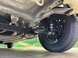 お車を安心してお乗りいただく為には、足回りの定期点検が欠かせません。サービスサポート(有償保証)では無料点検もご提供しており、安心のカーライフをお過ごしいただけるサポート体制が整っています。