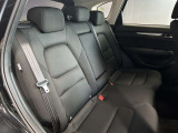 車内もキレイで嫌な臭いもありません☆気になる方は内装のスチームクリーナーも施工可能です♪