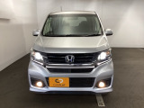 一目見てホンダ車だとわかるカッコいいフロントマスクです!