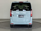 現車を確認できる方へ販売いたします。当社サービススタッフにて純正部品を使い点検整備を実施し、その後、ご納車させていただきますのでご安心してご利用いただけます。