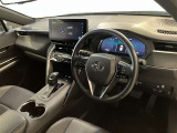 分かりやすく操作しやすい運転席まわりです☆