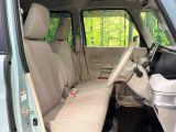 運転席シート廻りは使用感も少なく、良好な状態となっています。丁寧に使われていたことがよくわかりますね。