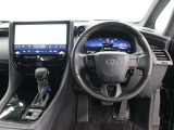 運転席廻りです。