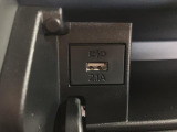 スマホの充電などに便利なUSB端子もございます^^