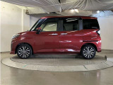 両側パワースライドドア付きだから、狭い駐車スペースなどでの 乗り降りラクラク!小さなお子さまのいるご家庭には嬉しい装備。