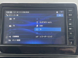 TV視聴や音楽機器の接続など多彩なナビでロングドライブも退屈なく楽しめる日産純正ディーラーオプションナビです。