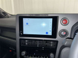ディスプレイオーディオを装備。スマホとクルマをつなぐことで、これまでのナビに加えて、いろんなサービスが楽しめます。