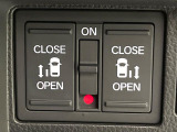 【両側パワースライドドア】スマートキーや運転席のスイッチで後席両側スライドドアの開閉が可能♪電動だから力を入れてドアを開ける必要が無く、小さなお子様でも簡単に開け閉めでき快適です♪