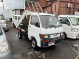油圧ダンプです、5速ミッション、切り替え4WD,エアコン付き