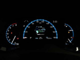 展示車は全てトヨタの車を知り尽くしたエキスパートが基本性能に関わる機能や状態を徹底的にチェックしています。消耗部品の事前交換など法定12ヶ月点検相当の点検・整備を必ず実施しています。