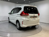 ご納車までの期間ですが、県内のお客様は1、2週間、県外のお客様は2、3週間ほどでご納車が可能となります。但し、お支払いや書類の状況によっては多少の前後もありますので、その際には何卒ご了承下さい。