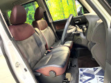 運転席シート廻りは使用感も少なく、良好な状態となっています。丁寧に使われていたことがよくわかりますね。