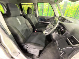 運転席シート廻りは使用感も少なく、良好な状態となっています。丁寧に使われていたことがよくわかりますね。