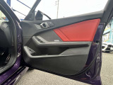 認定中古車は全車、24時間365日のロードサービスアシスタンス』が付帯します。夜間の万が一のトラブルの際にも対応でき体制が整っておりますのでご安心してお選び頂けます