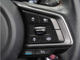 ◆アダプティブクルーズコントロール◆予め設定した車速内でクルマが自動的に加減速。前走車との適切な車間距離を維持しながら追従走行します。