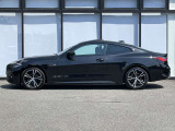 また、BMW正規認定中古車は、エマージェンシーサービスが自動付帯。24時間365日、皆様のカーライフをサポート致します。確かな安心のうえで、「駆けぬける歓び」をご堪能ください。
