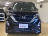 ■□■□■ アフターサービスも安心!! 自社整備工場・自社鈑金工場・積載車を完備しておりますので、お客様のご購入後も手厚くサポートいたします!! ■□■□■