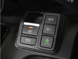 ◆オートブレーキホールド機能付き電子パーキングブレーキ◆ブレーキペダルを足から離しても停車状態を保ちます。アクセルを踏めば自動でブレーキが解除され、発進可能!