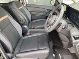 運転席まわりになります。実際に乗って頂き乗り心地をご体験してみてください。